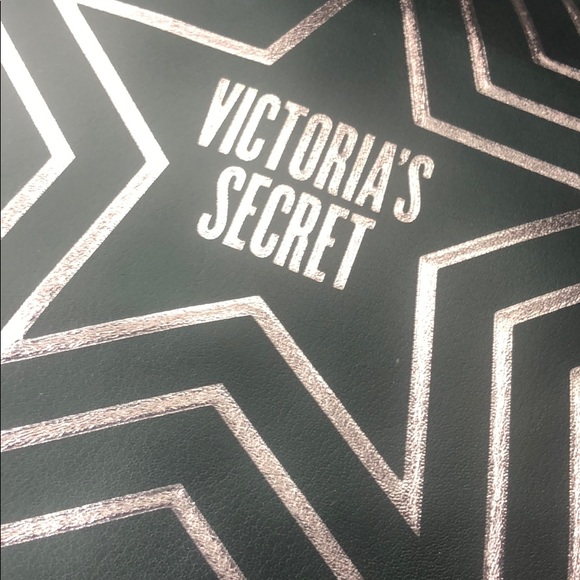 BNWT Victoria Secret - Picture 2 of 8